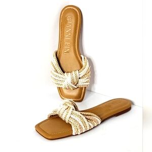 Gianni Bini Penni Tan & White Corded Knot Flat Sandal Size 6.5
